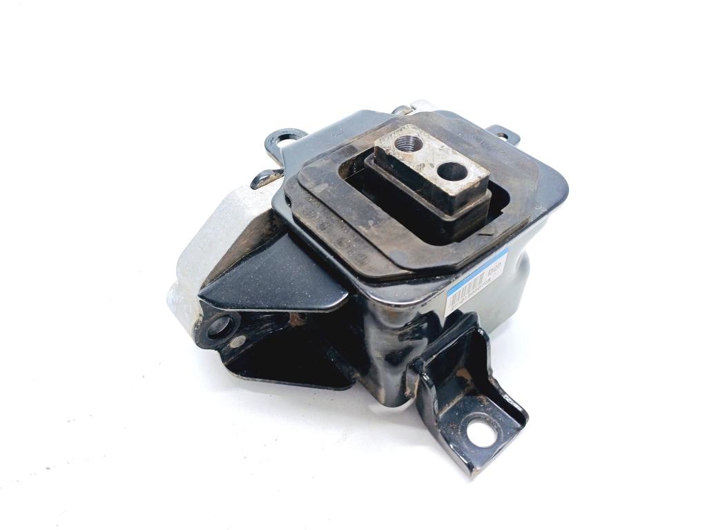 Kia Sportage (2016–2021) Engine mount 21830D9200 Kia Sportage (2016–2021) Engine mount 21830D9200
