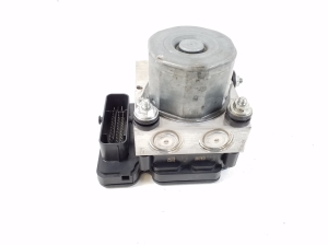 Mercedes Benz B-Class 242 (2013–2019) ABS plokk A2424310812 - 3