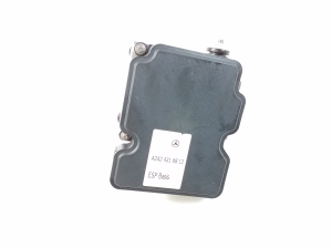 Mercedes Benz B-Class 242 (2013–2019) ABS plokk A2424310812 - 4