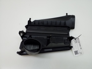 Mercedes Benz CLS-Class 219 (2004–2010) Luftfiltergehäuse A6420901601 - 4