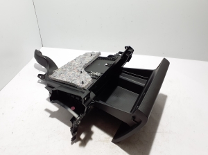 RENAULT Kangoo III (2021–2026) Handschuhfach 681083329R - 2