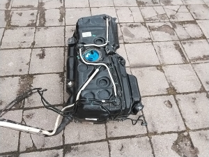 Volkswagen Tiguan (2017–2026) Kütusepaak ja selle osad 5QN201021K - 3