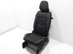 RENAULT Kangoo III (2021–2026) Vordersitz und seine Teile - 4