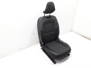 RENAULT Kangoo III (2021–2026) Esiiste ja selle osad - 4