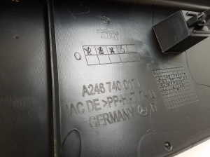 Mercedes Benz B-Class 242 (2013–2019) Sonstiges Teil der Heckklappenverkleidung A2467400171 - 3
