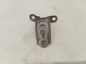 Charnière supérieure de porte avant - 6MF
