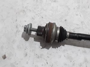 AUDI A5 (2016–2026) Tagumine veovõll ja selle osad 8B3501204 - 3
