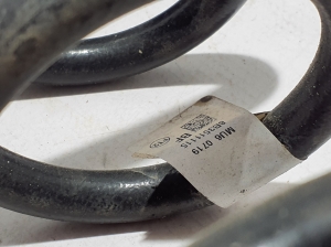 AUDI A5 (2016–2026) Rear spring 8B3511115BF - 3