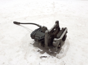 AUDI A5 (2016–2026) Tagumine pidurisadul 8B3615423 - 3