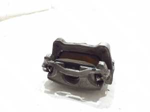 AUDI A5 (2016–2026) Eesmine pidurisadul 8B3615124 - 2