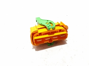 Batteriesicherung - 993B15333R