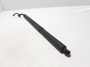 AUDI A5 (2016–2026) Trunk lid strut 8B5827851A - 3