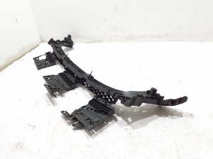 AUDI A5 (2016–2026) Rear bumper bracket 8B3807385 - 2