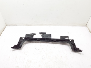 AUDI A5 (2016–2026) Rear bumper bracket 8B3807385 - 3