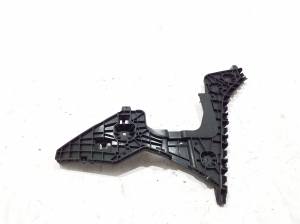 Rear bumper bracket - 8B3807454B