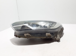 RENAULT Express IV (2021–2026) Esituli 260605755R - 4