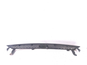 Ford Focus (1998–2005) Front grille 98AB8200C - 5