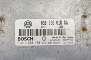 Volkswagen Passat B5 (1997–2005) Motorsteuergerät 038906018GA - 4