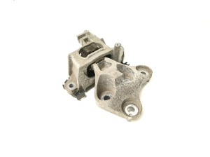   Gearbox mount  - 39004957 