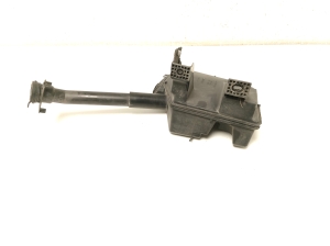 Opel Astra K (2015–2021) Front washer fluid reservoir 39010941 - 6