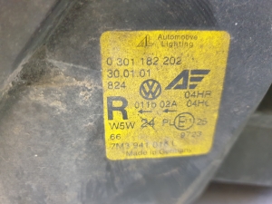 Volkswagen Sharan (1995–2010) Scheinwerfer vorne 0301182202 - 2