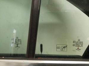 Mercedes Benz A-Class 176 (2012–2018) Rear side doors and their parts - 3