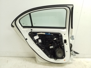 Mercedes Benz A-Class 176 (2012–2018) Rear side doors and their parts - 5