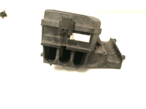 Opel Astra K (2015–2021) Fuse boxes 13379209 - 4