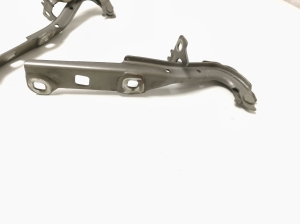 Opel Astra K (2015–2021) Hood hinge 39032149 - 3