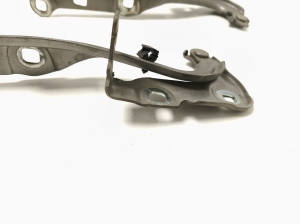 Opel Astra K (2015–2021) Hood hinge 39032149 - 4