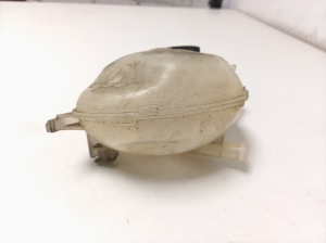 Opel Astra K (2015–2021) Coolant reservoir 13459964 - 4