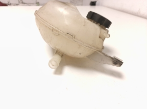 Opel Astra K (2015–2021) Coolant reservoir 13459964 - 5