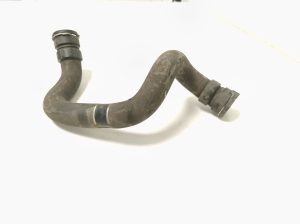 Opel Astra K (2015–2021) Jahutusradiaatori voolik 39034383 - 5