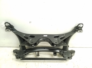 VOLVO XC40 (2017–2026) Aizmugurējā tilta sija 32246360 - 4