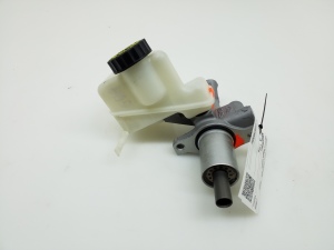 Mercedes Benz GLK-Class 204 (2008–2015) Brake master cylinder A2044300501 - 4