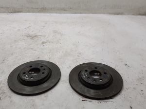AUDI A5 (2016–2026) Tagumine piduriketas 8W0615601H - 2