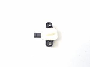Mercedes Benz B-Class 242 (2013–2019) Airbag sensor A1668210351 - 2