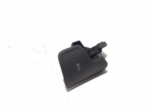   Hood release handle (interior)  - 8B1823533 