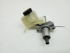   Master cylinder 