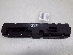 Mercedes Benz CLK-Class 209 (2002–2009) Hazard light switch A2038706410 - 6