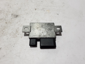AUDI A5 (2016–2026) Control unit 8B3907045A - 3