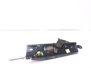 VOLVO XC70 (2007–2016) Front seat belt 6069365L0E - 4