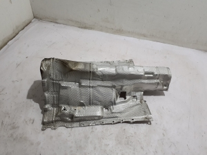 AUDI A5 (2016–2026) Summuti kuumakaitse 8B3804160E - 2