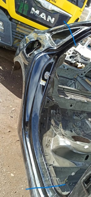 AUDI A5 (2016–2026) Tagumine poritiib ja selle osad 8B5809838 - 2