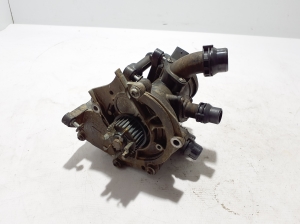 AUDI A5 (2016–2026) Veepump 06R121111E - 2