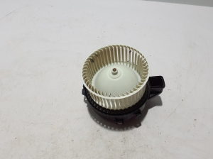 Heater blower motor - 31497372