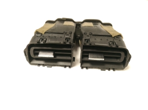   Dashboard air vent grilles  - 5567047190 