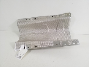VOLVO XC40 (2017–2026) Hitzeschutzblech Schalldämpfer 31694866 - 3