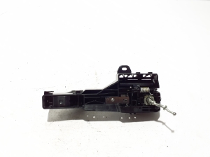 RENAULT Kangoo III (2021–2026) Front door external opening handle and its details - 3
