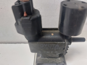 TOYOTA Corola Verso E12 (2001–2004) Solenoīds 9091012232 - 2